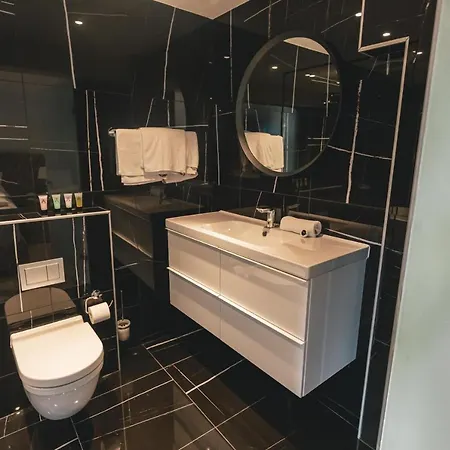 Hotel A